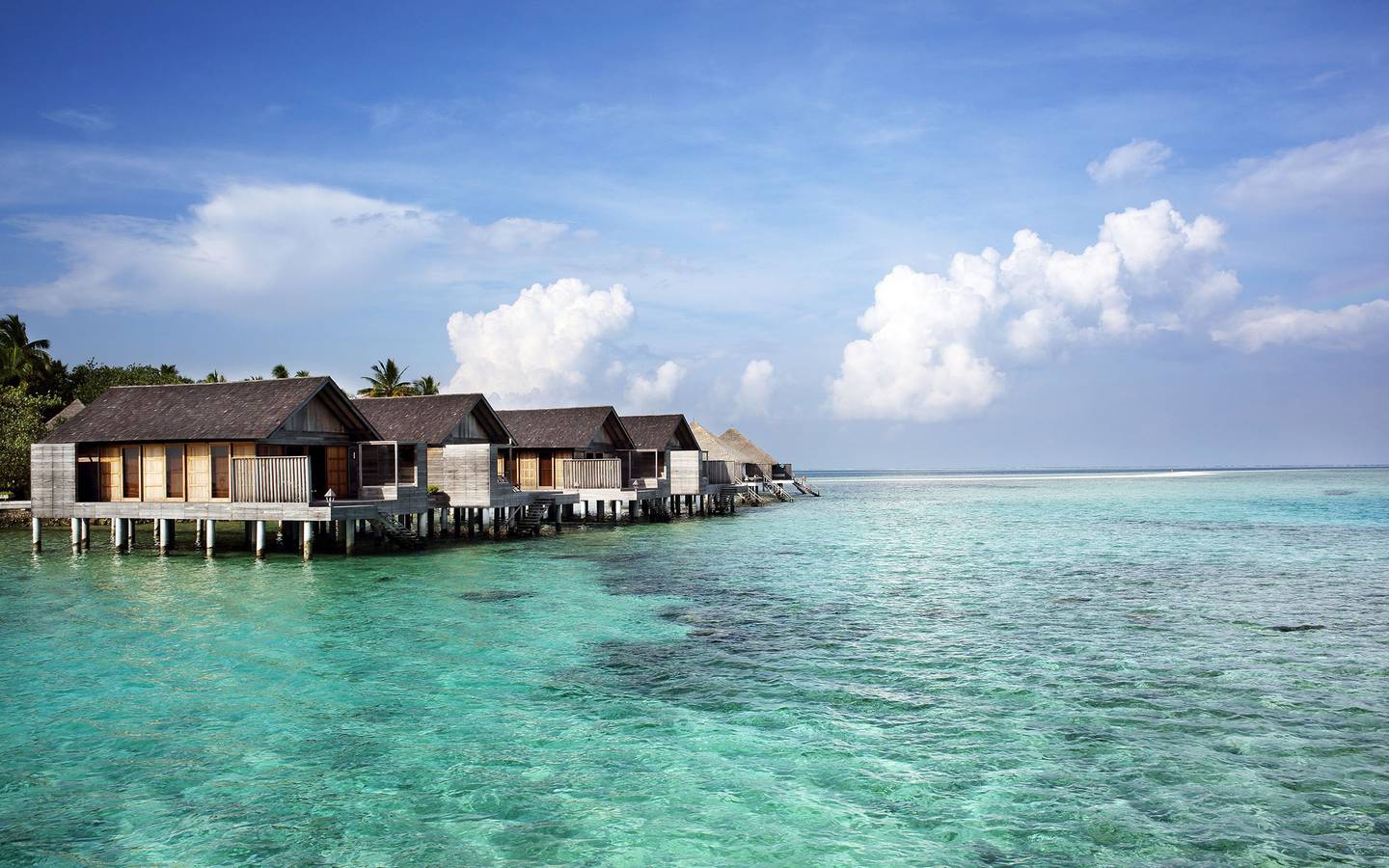 Gangehi_Island_Resort_Watervilla_Deluxe_5