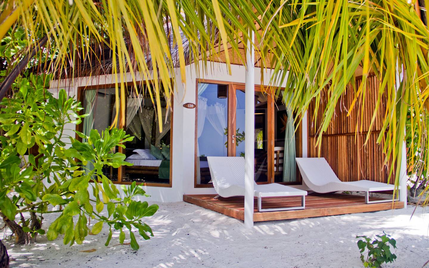 Safari_Island_Maldives_Beach_Bungalow_2
