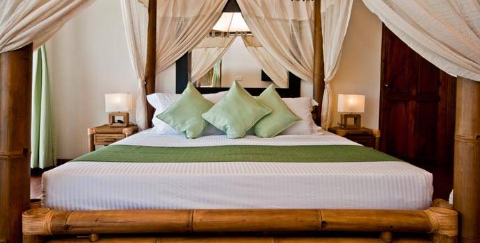 Schlafen, Semi Water Bungalow, Safari Island Resort