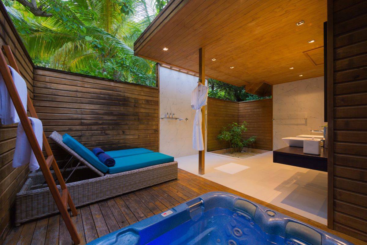 Veligandu Island Resort, Malediven, Jacuzzi Beach Villa, Jacuzzi
