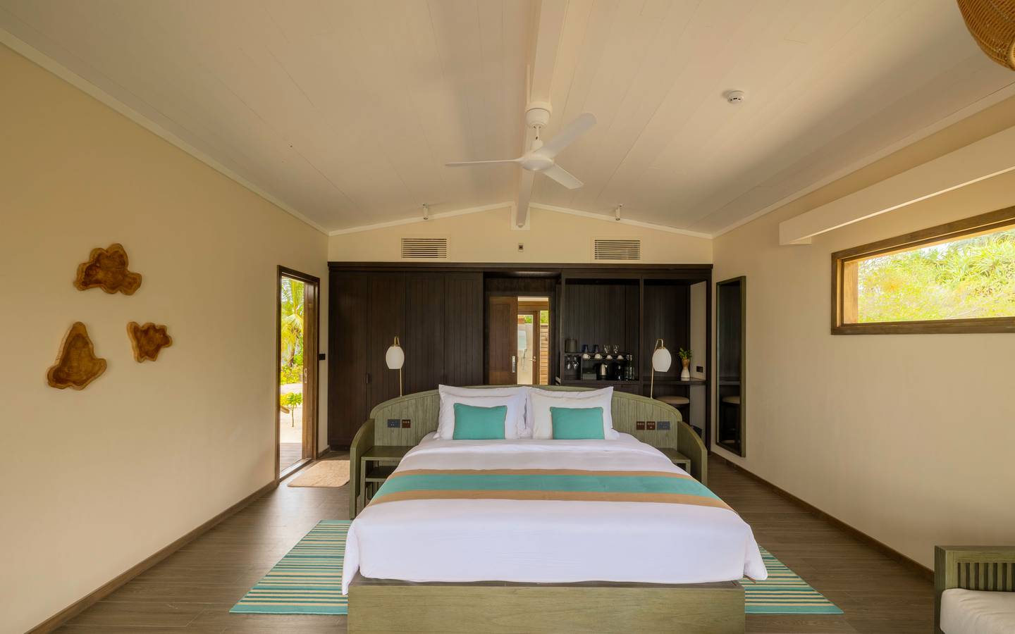 Nala_Maldives_Sunrise_Beach_Villa_1