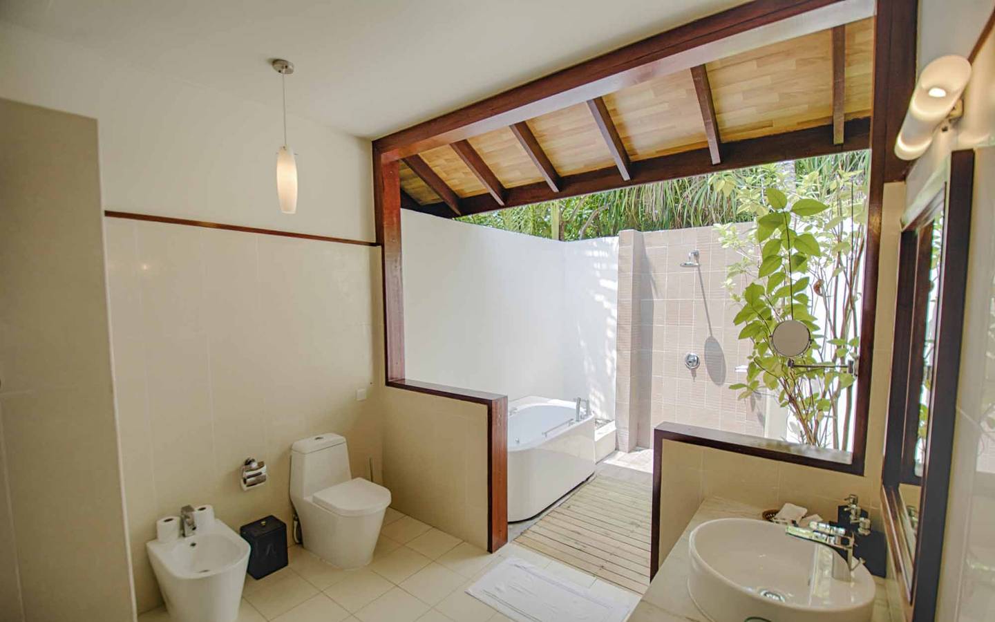 Schlafen, Gartenbungalow, ROBINSON Club Maldives