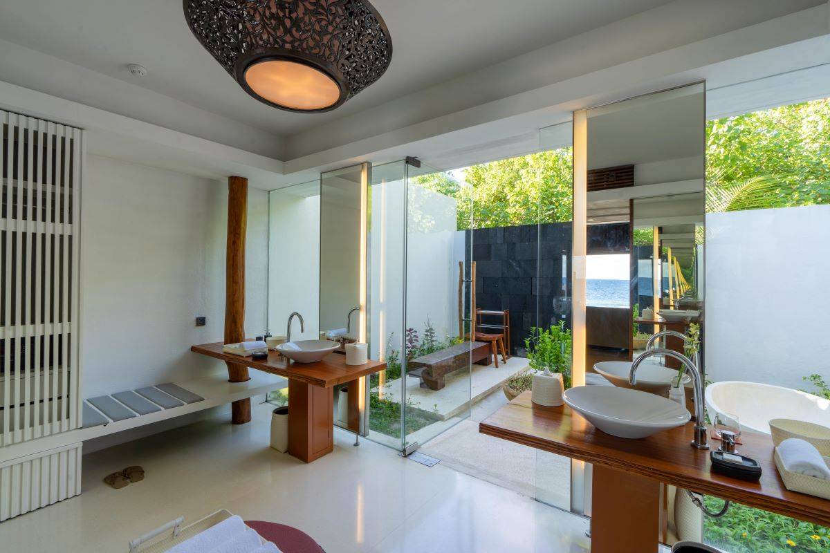 Park Hyatt Maldives Hadahaa, Beach Villa, Badezimmer Innbereich