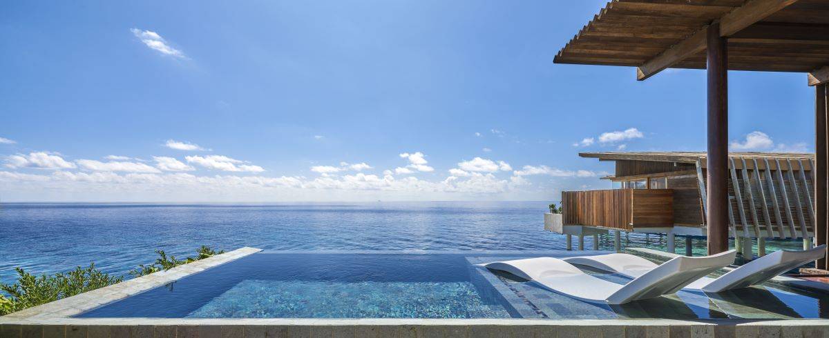Park Hyatt Maldives Hadahaa, Overwater Sunset Pool Villa, Pool
