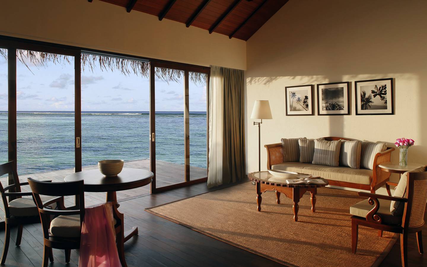 Two Bedroom Water Pool Villa - Falhumaafushi