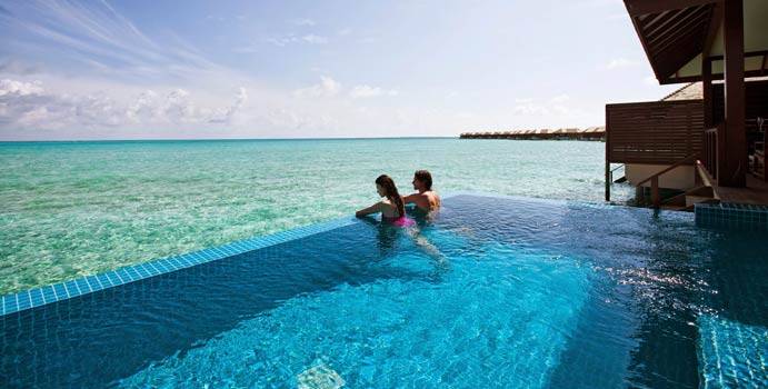 Im Pool, Deluxe Water Villa with Pool, Hideaway Beach Resort & SPA