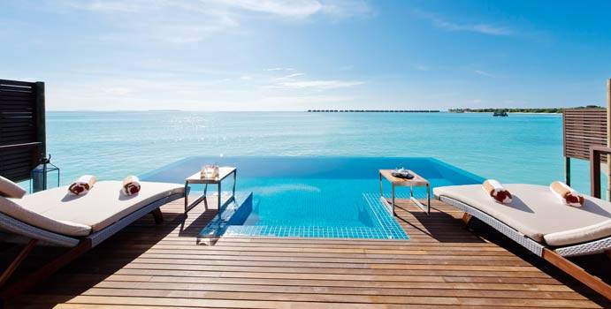 Sonnenliegen, Two Bedroom Ocean Villa with Pool, Hideaway Beach Resort & SPA