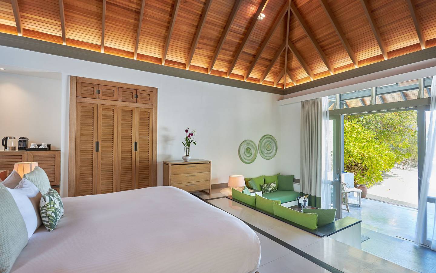 JA_Manafaru_Beach_Villa_with_Private_Pool_5