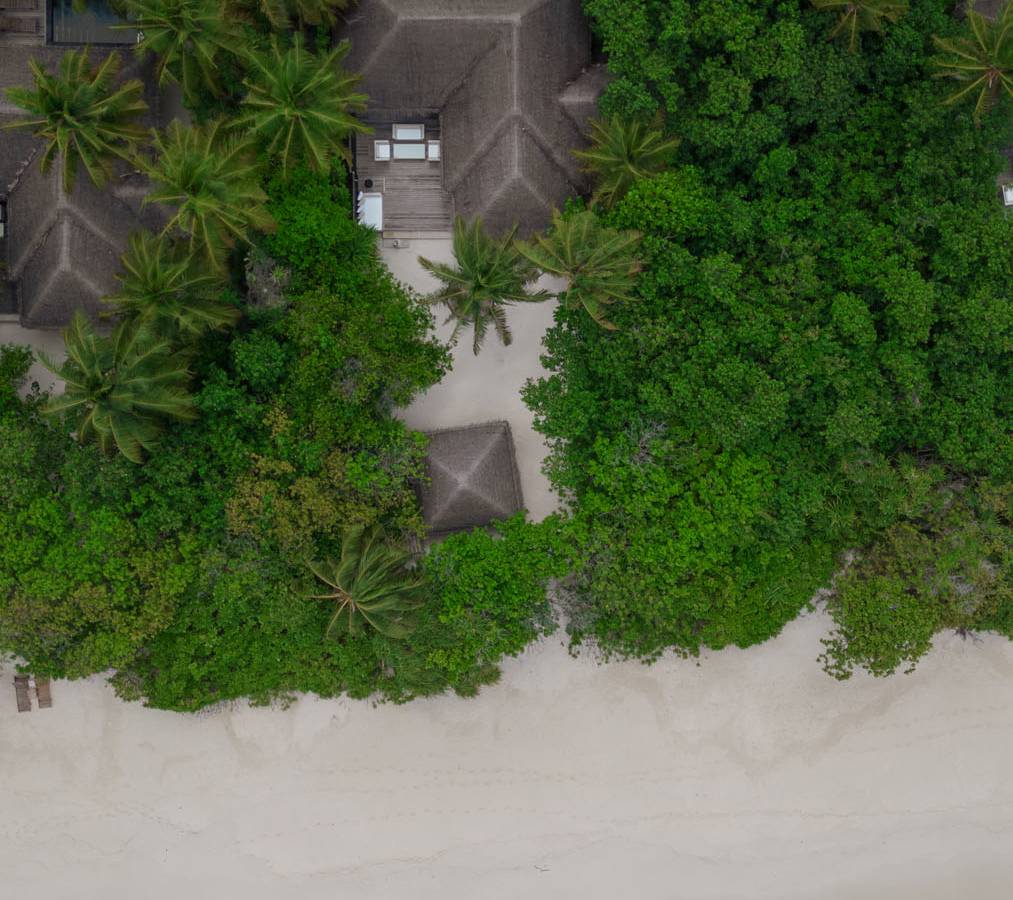 JA_Manafaru_Maldives_Deluxe_Beach_Villa_with_Private_Familiy_Pool_2