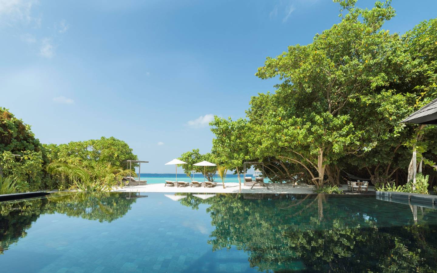 JA_Manafaru_Two_Bedroom_Beach_Residence_with_two_private-Pools_6