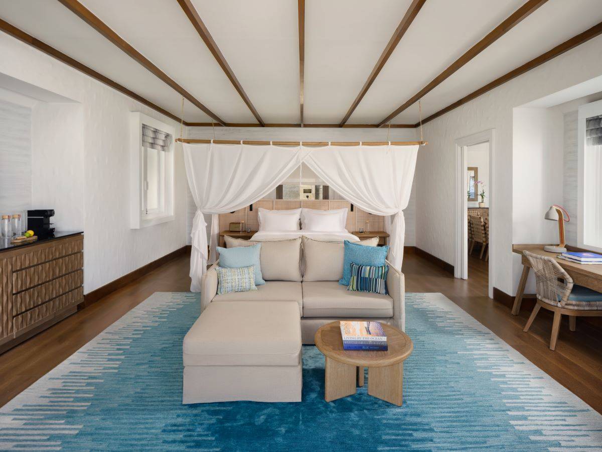 Six Senses Kanuhura, Two Bedroom Water Villa with Pool, Schlafzimmer