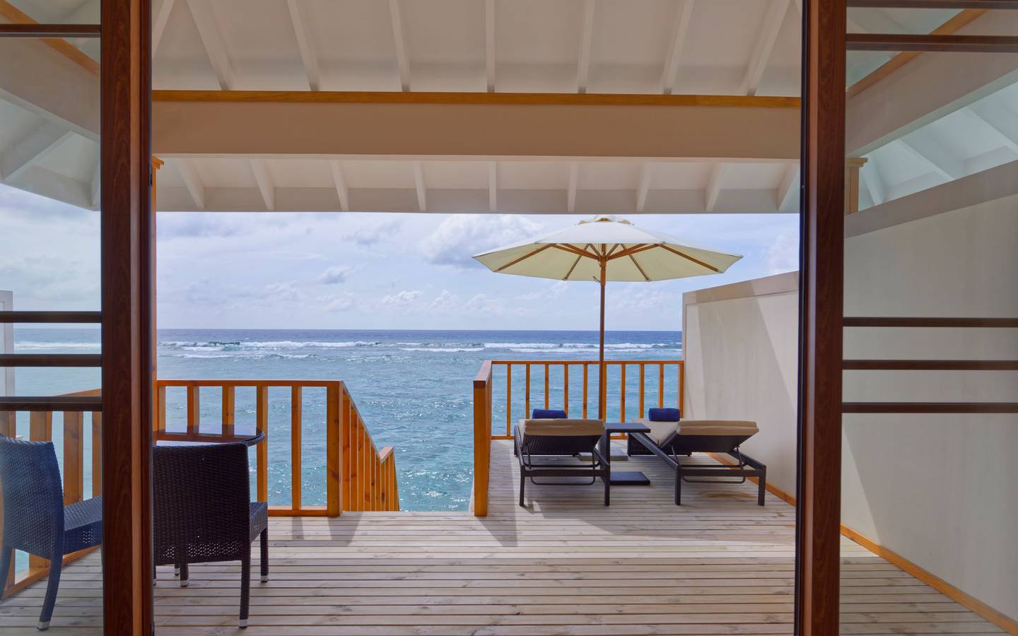 Brennia_Kottefaru_Water_Villa