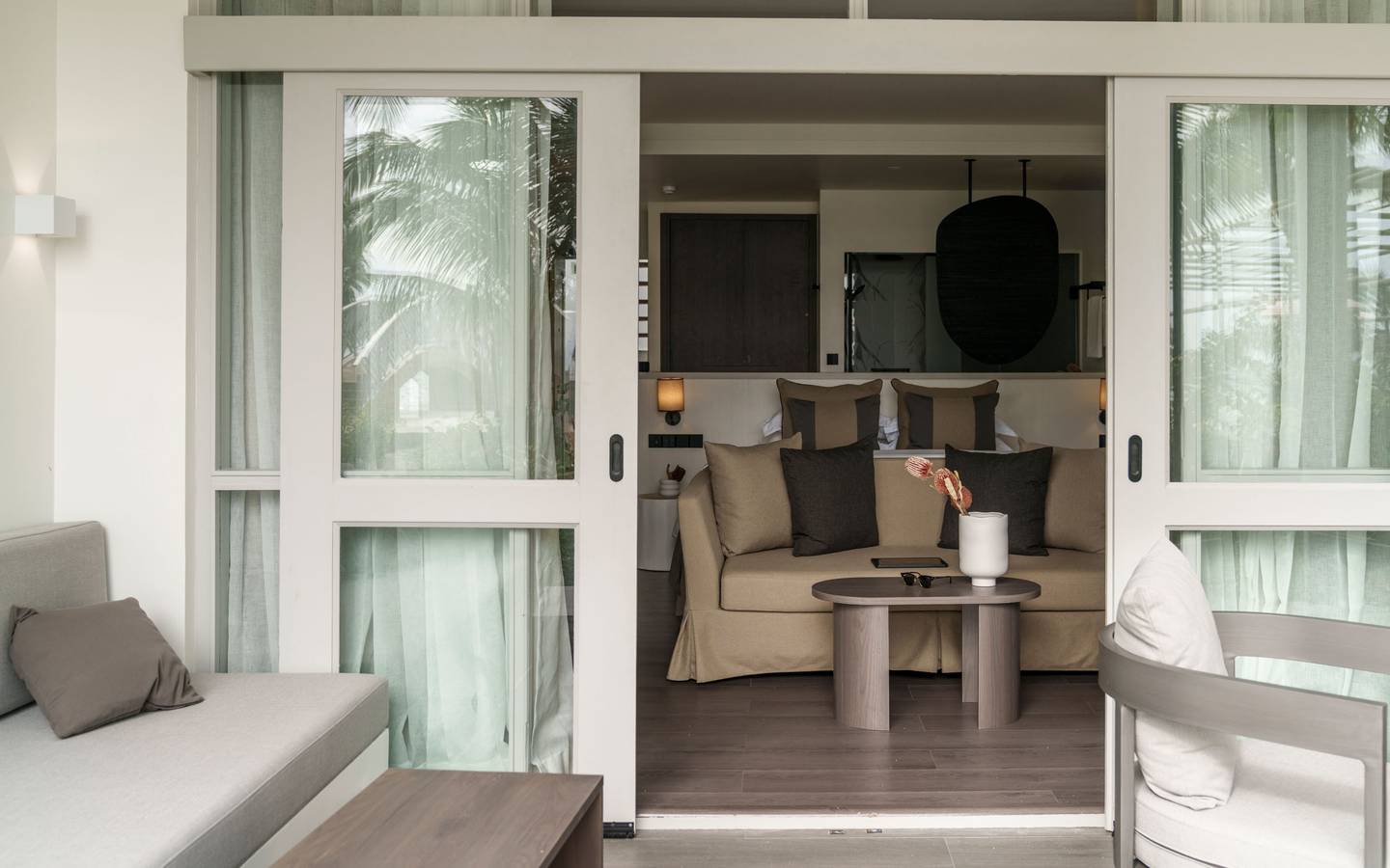 Sun_Siyam_Olhuveli_Malediven_Main_Island_Beach_Pavillon_wohnen_3