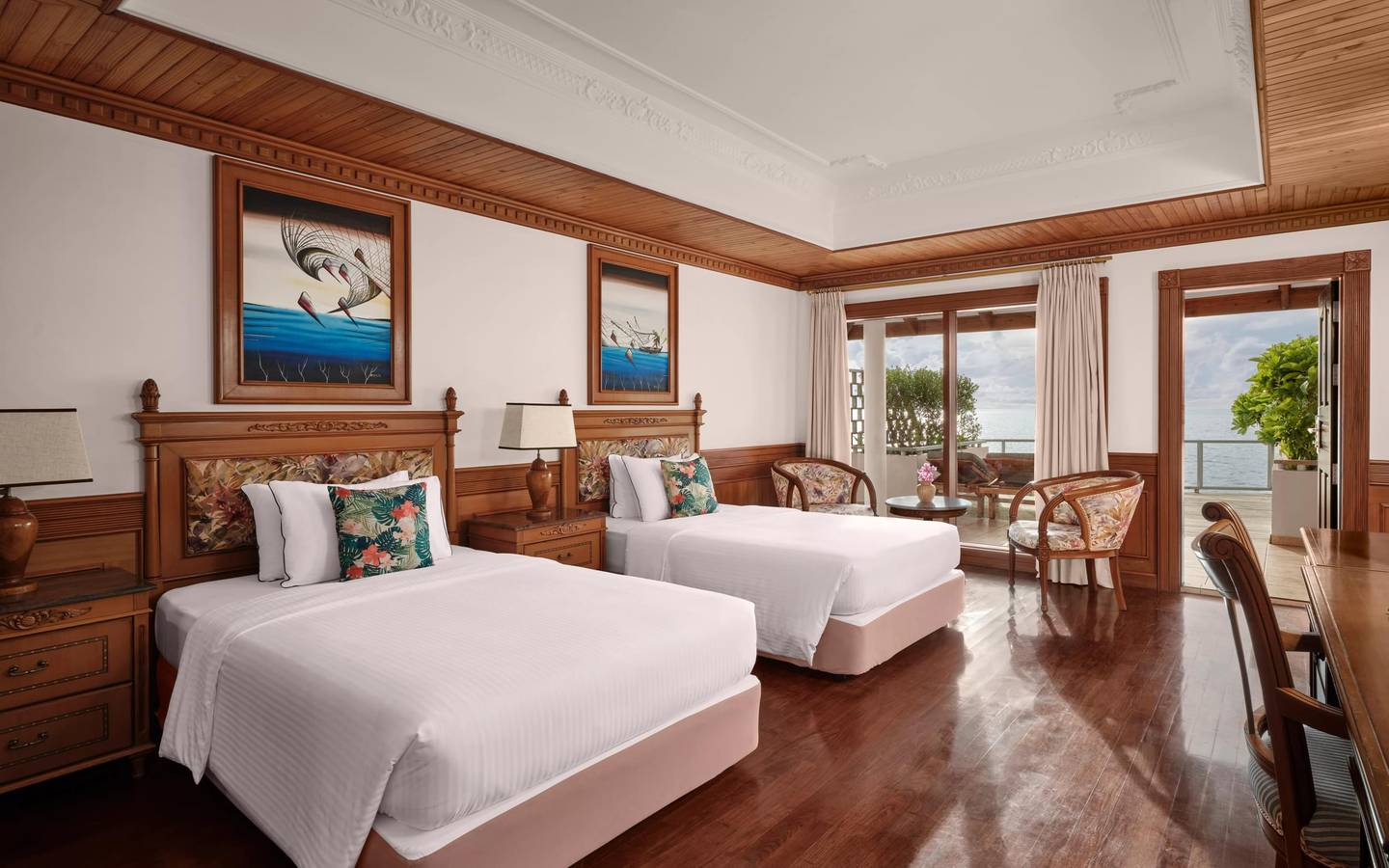 Villa_Park_Sun_Island_2_Bedroom_Overwater_Suite_1