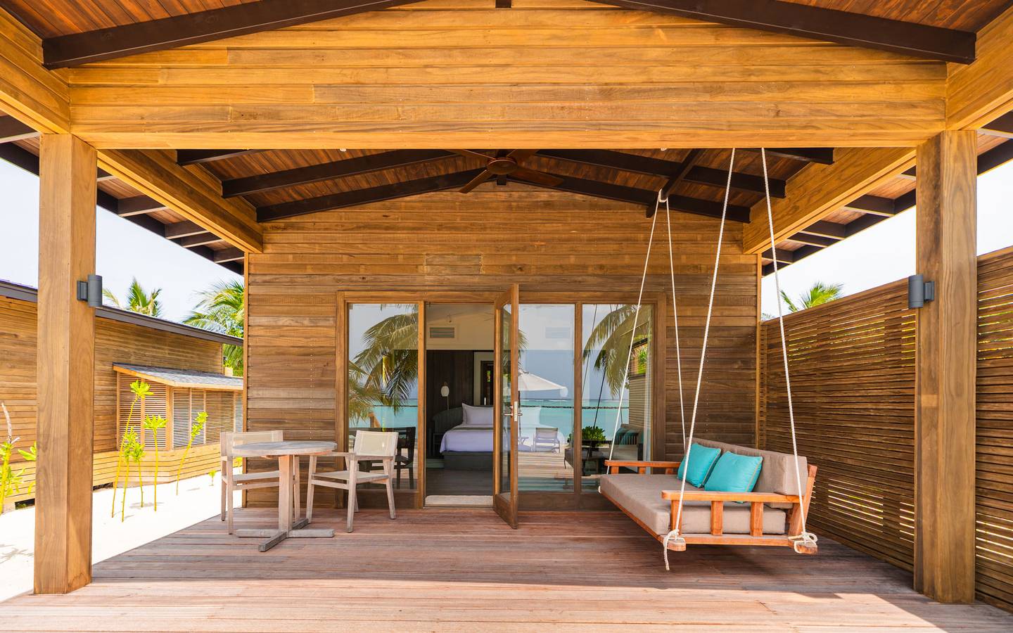 Nala_Romatic_Beach_Villa_ex2