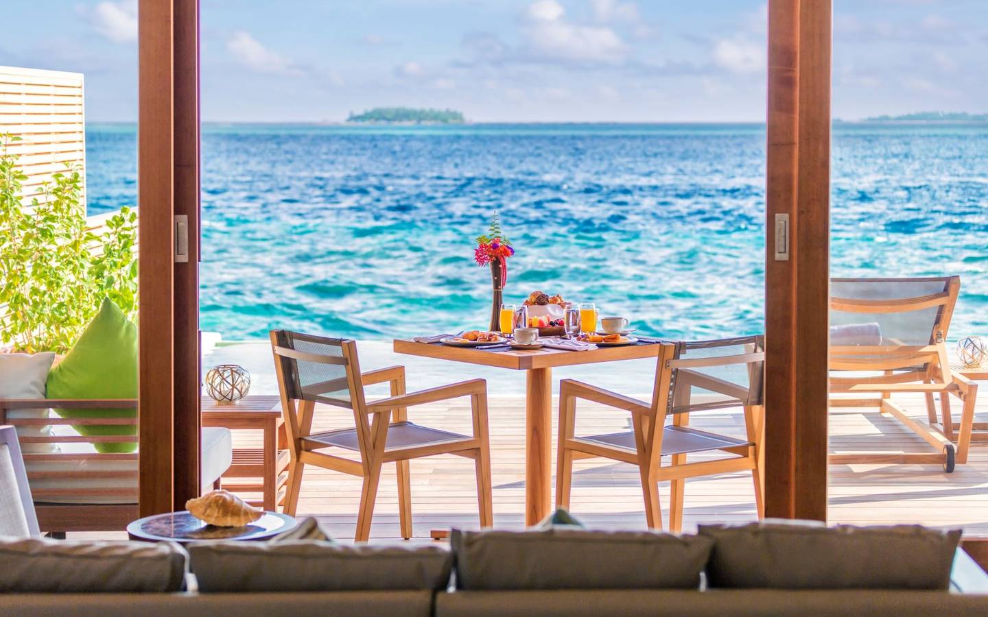 Hurawalhi Island Resort, Malediven, Ocean Pool Villa, Meerblick