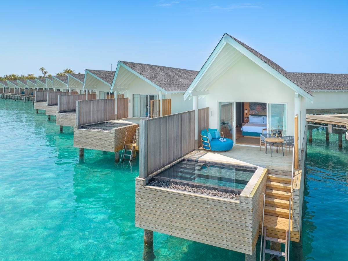 Raaya by Atmosphere, Malediven, Water Villa with Pool, Außenansicht