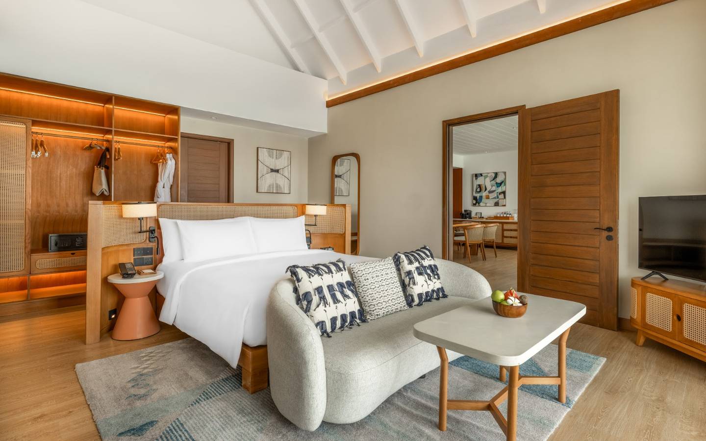 2 Bedroom Party Suite Private Pool_2