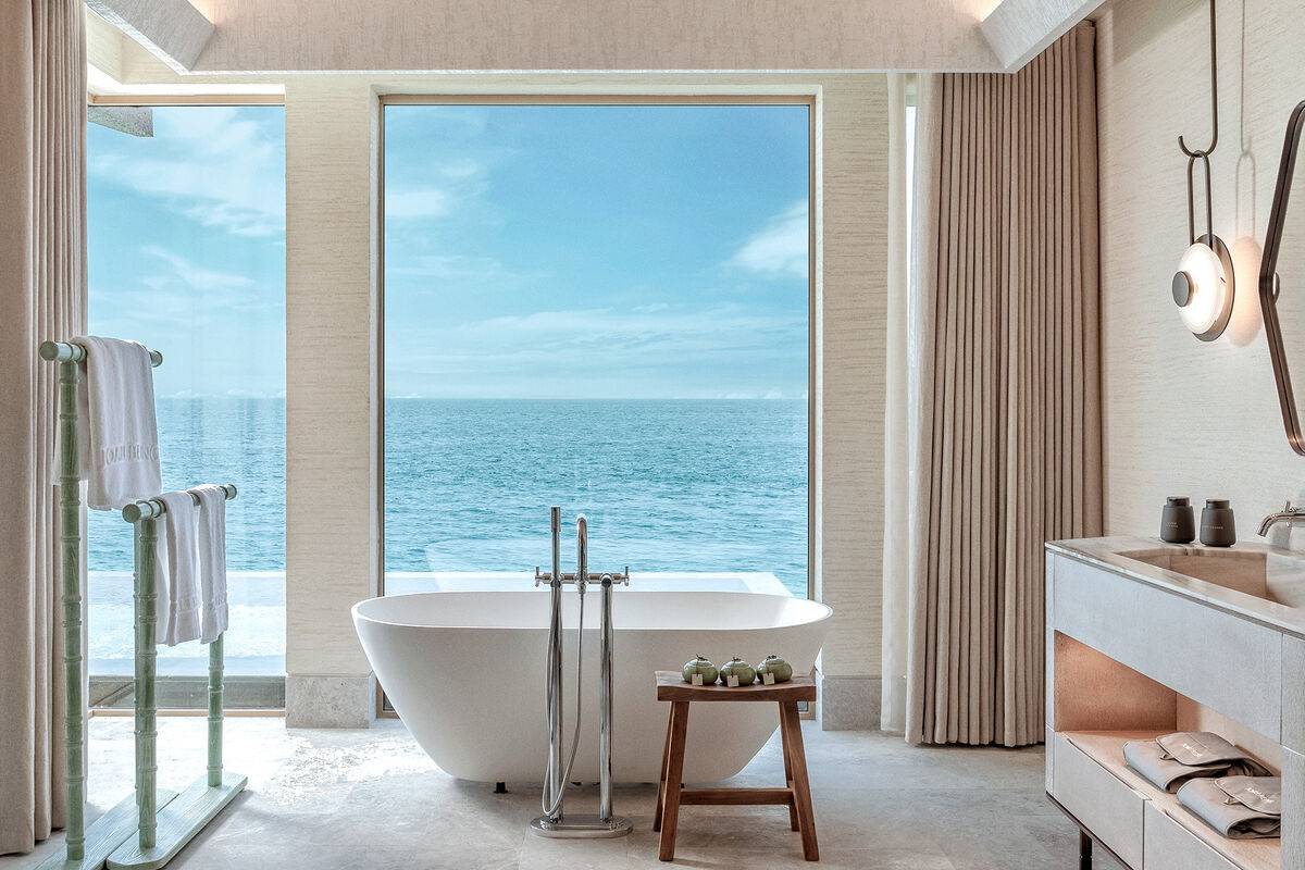 JOALI BEING | Grand Two Bedroom Ocean Pool Villa | Badewanne