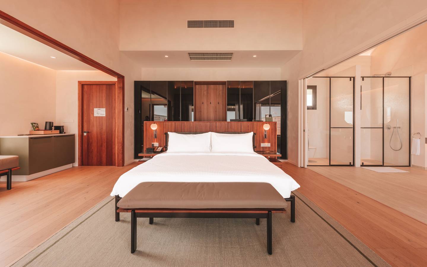 Ananea-Madivaru-Maldives-Water-Pool-Villa-Interior-12