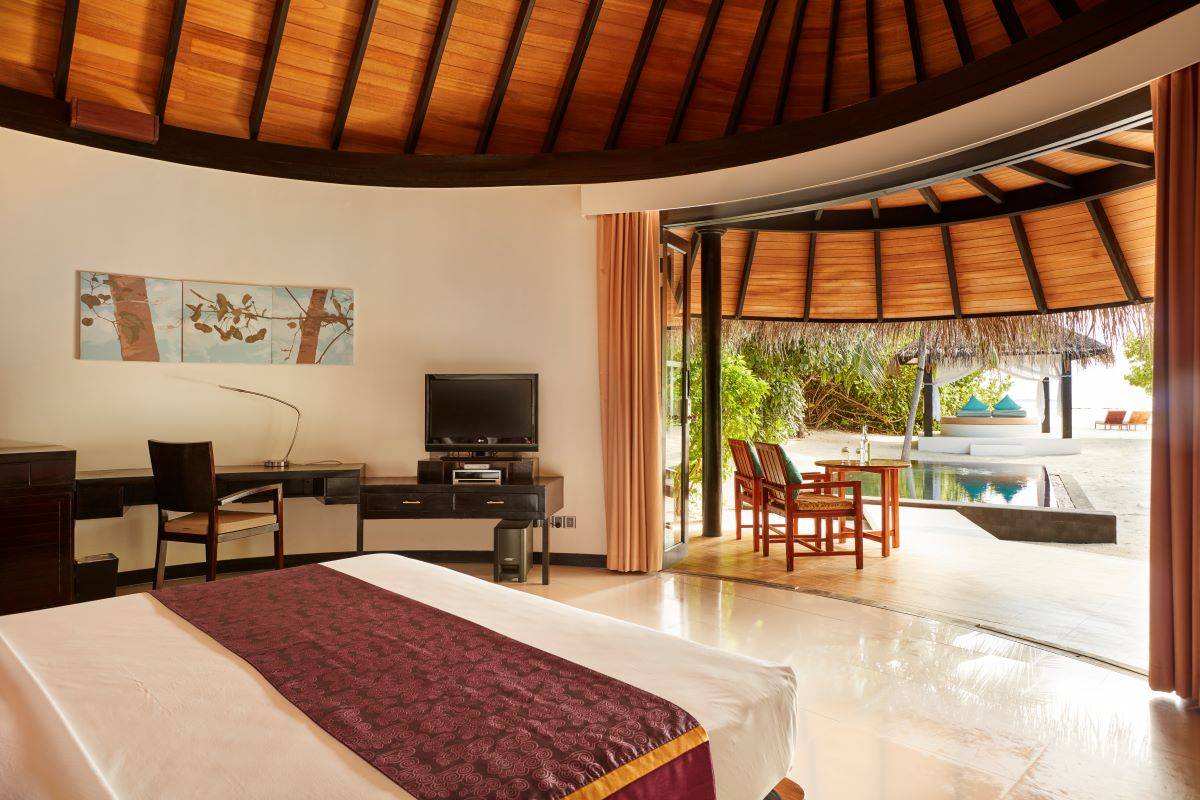 Sun Siyam Iru Fushi, Malediven, Deluxe Beach Villa with Pool, Schlafzimmer