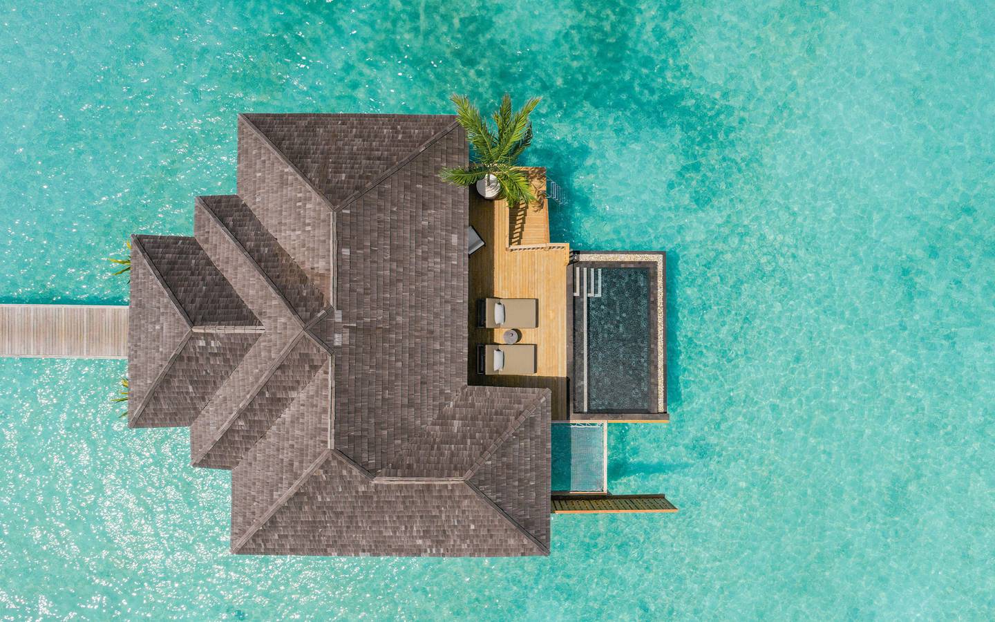 Sun_Siyam_Iru_Fushi_Water_Villa_with_Pool_9