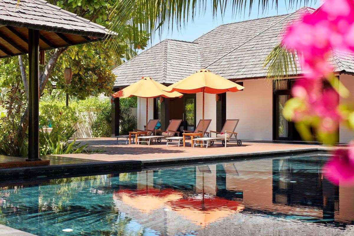 Sun Siyam Iru Fushi, Malediven, Hidden Retreat, Terrasse mit Pool