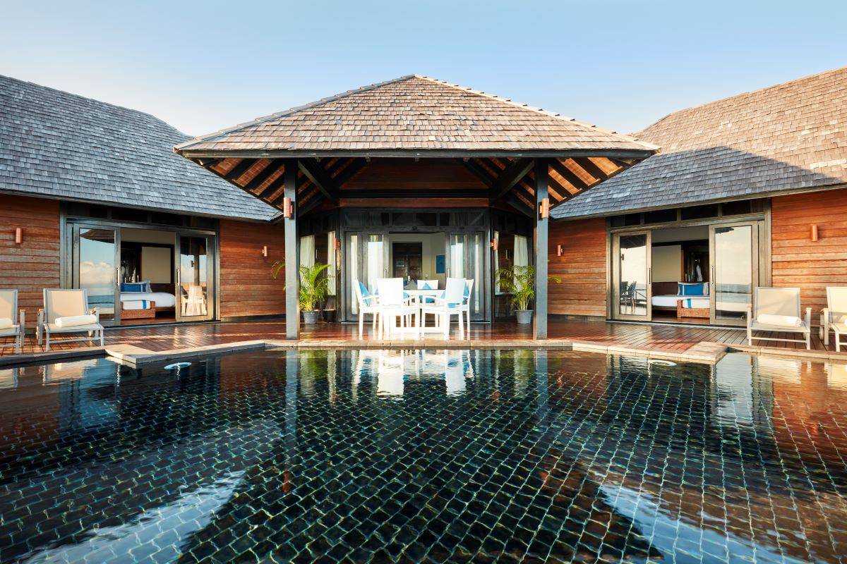 Sun Siyam Iru Fushi, Malediven, Aqua Retreat, Terrasse und Pool