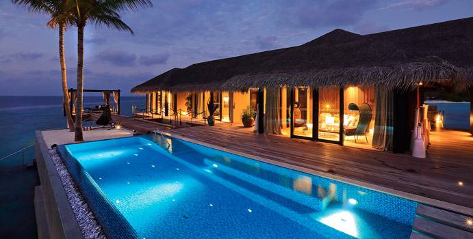 Bei Nacht, Romantic Pool Residence, Velaa Private Island Maldives