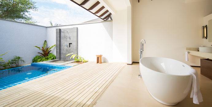 Bad, Strandbungalow Garten Pool, ROBINSON Club Noonu