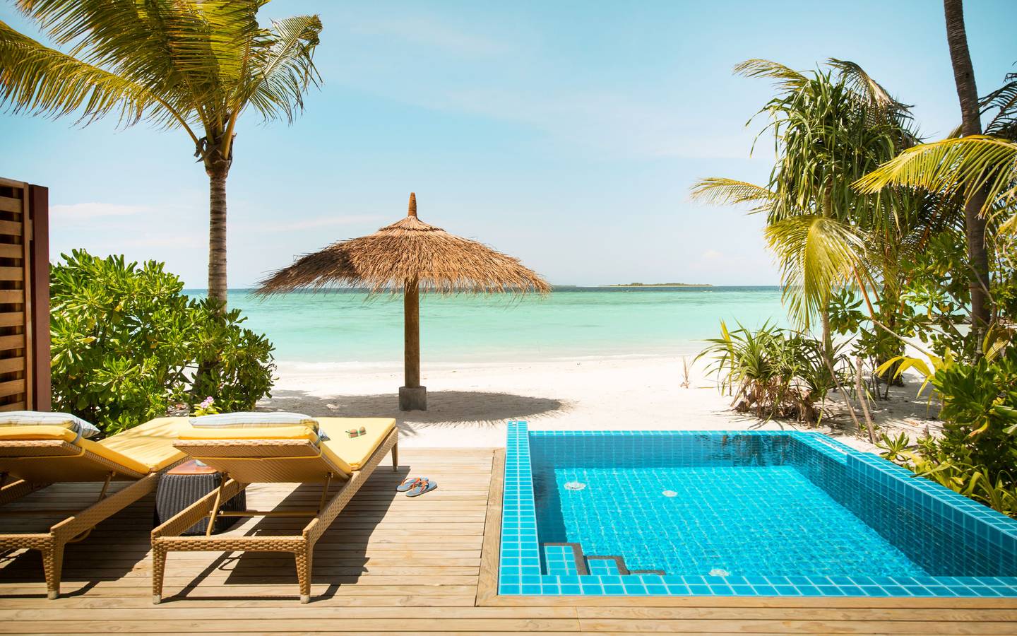 Robinson_Noonu_Maldives_Beach Villa Pool (BUM2)_4