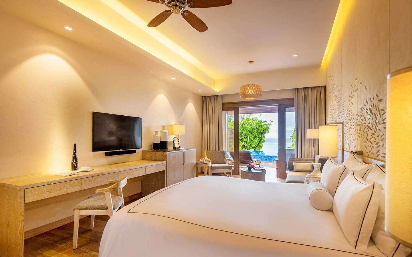 Beach Suite mit Jacuzzi, Lily Beach Resort & Spa_1