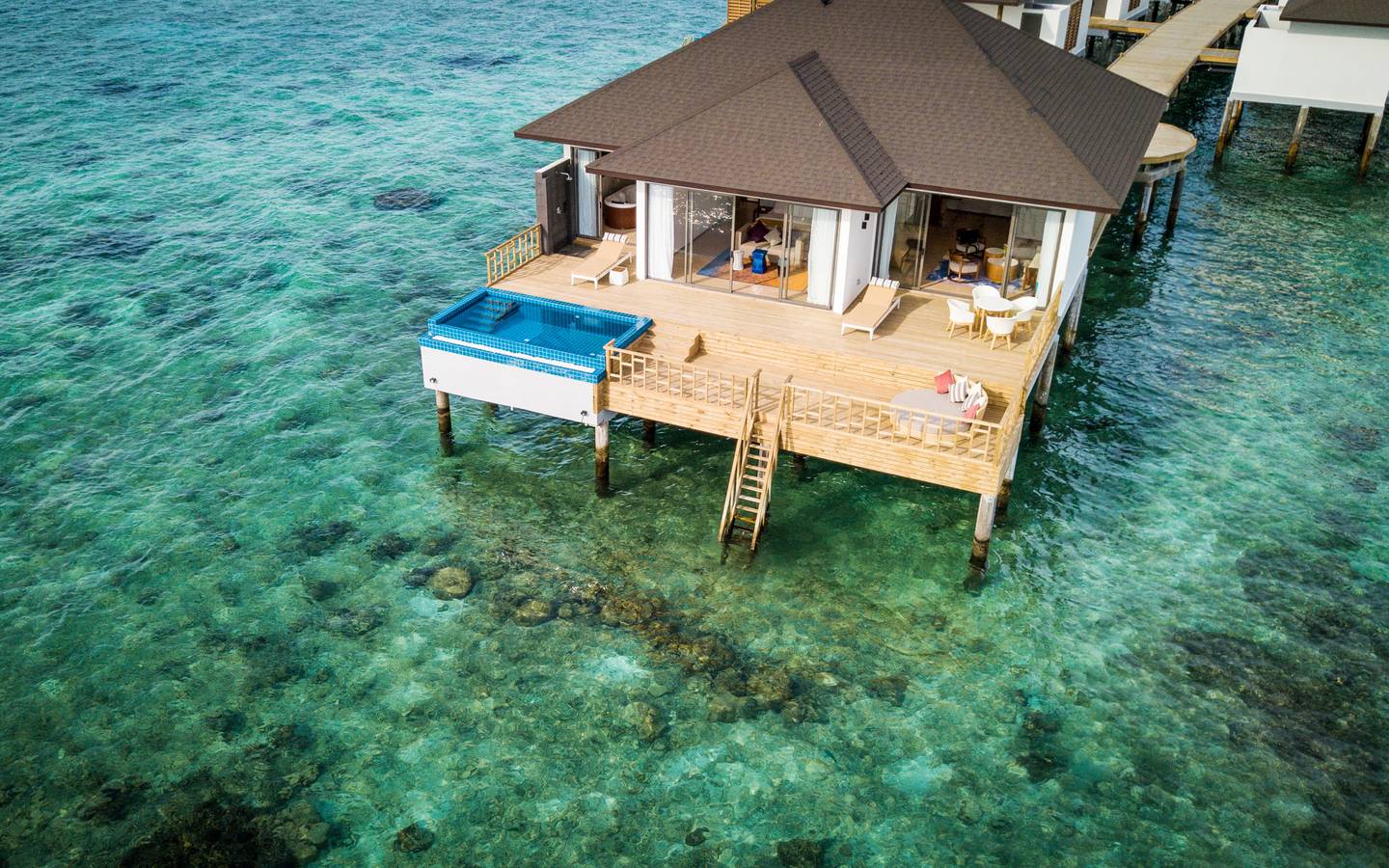 Robinson_Noonu_One_Bed_Room_Water_Villa_Sum_1_6