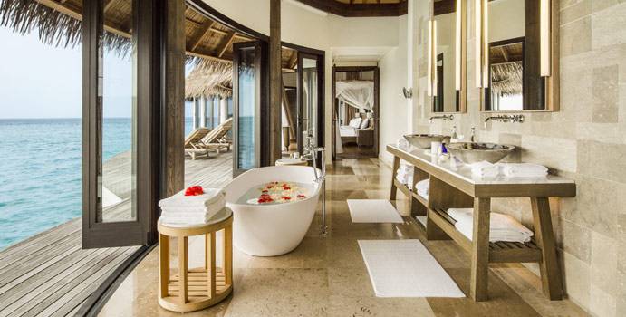 Bad, COMO Villa, COMO Maalifushi