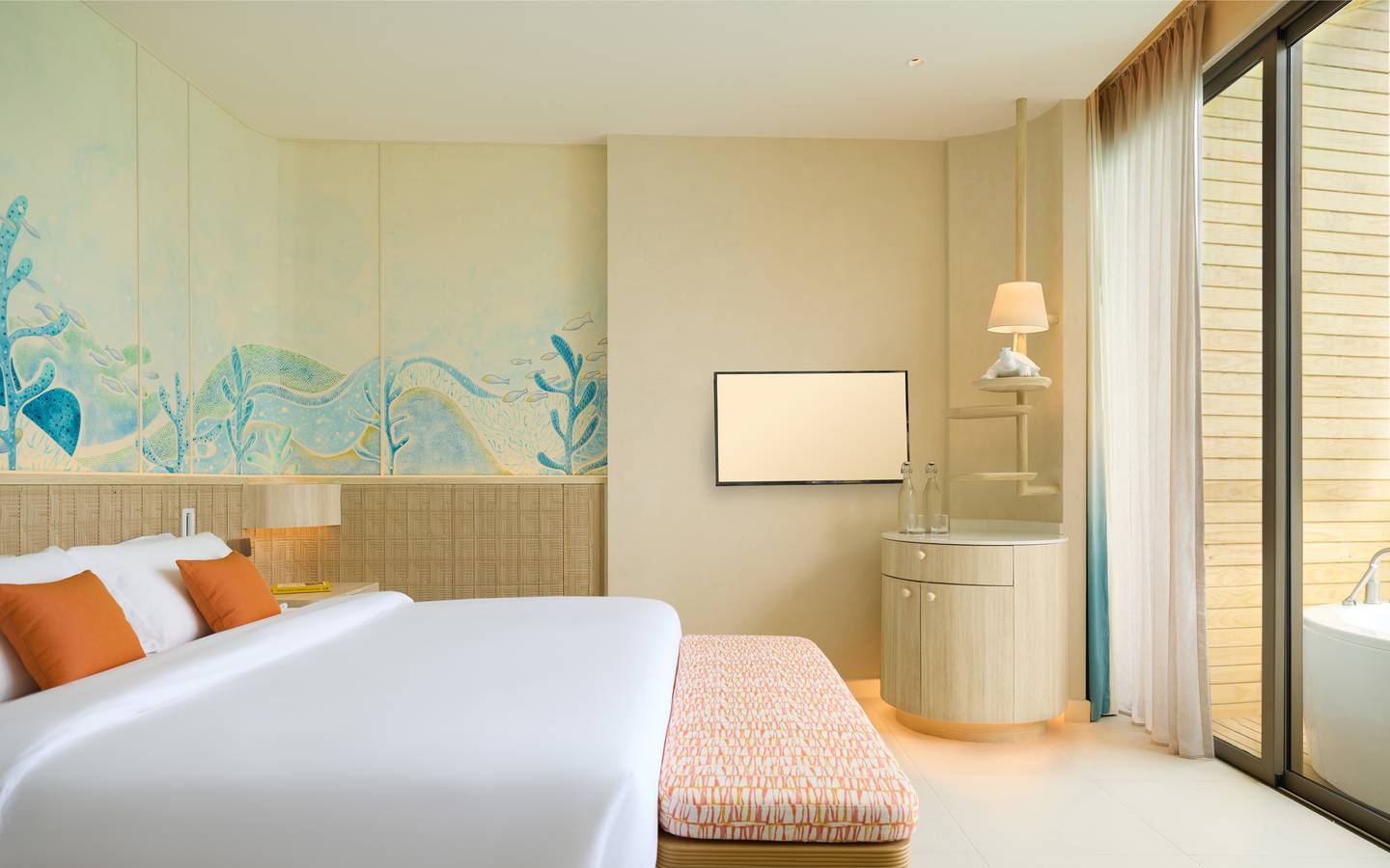 Centara_Mirage_Overwater_Villa_with_Jacuzzi_6