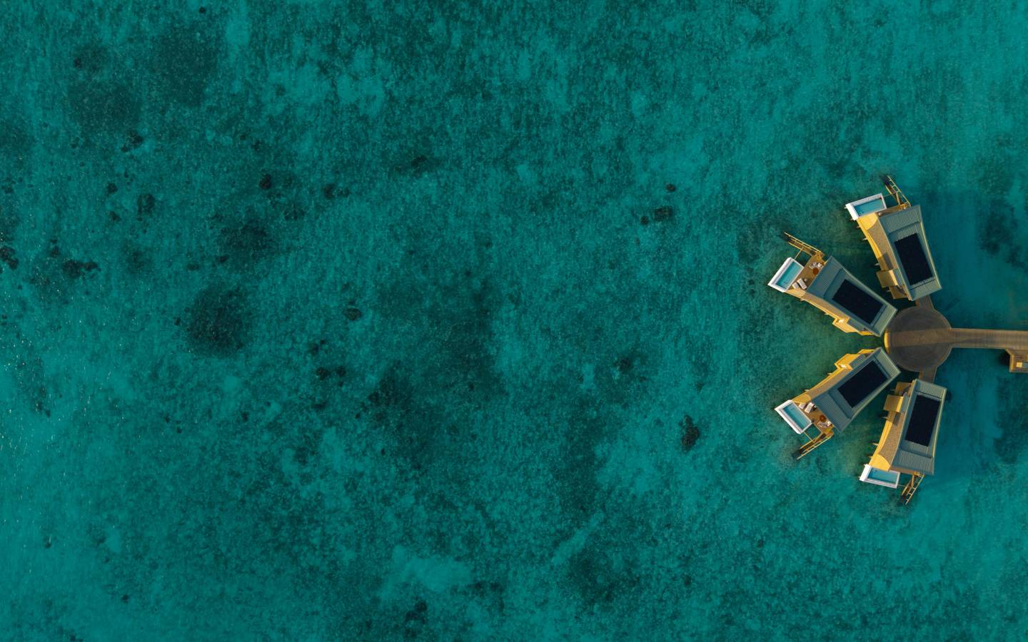 Centara_Mirage_Overwater_Sunrise_Pool_Villa_10