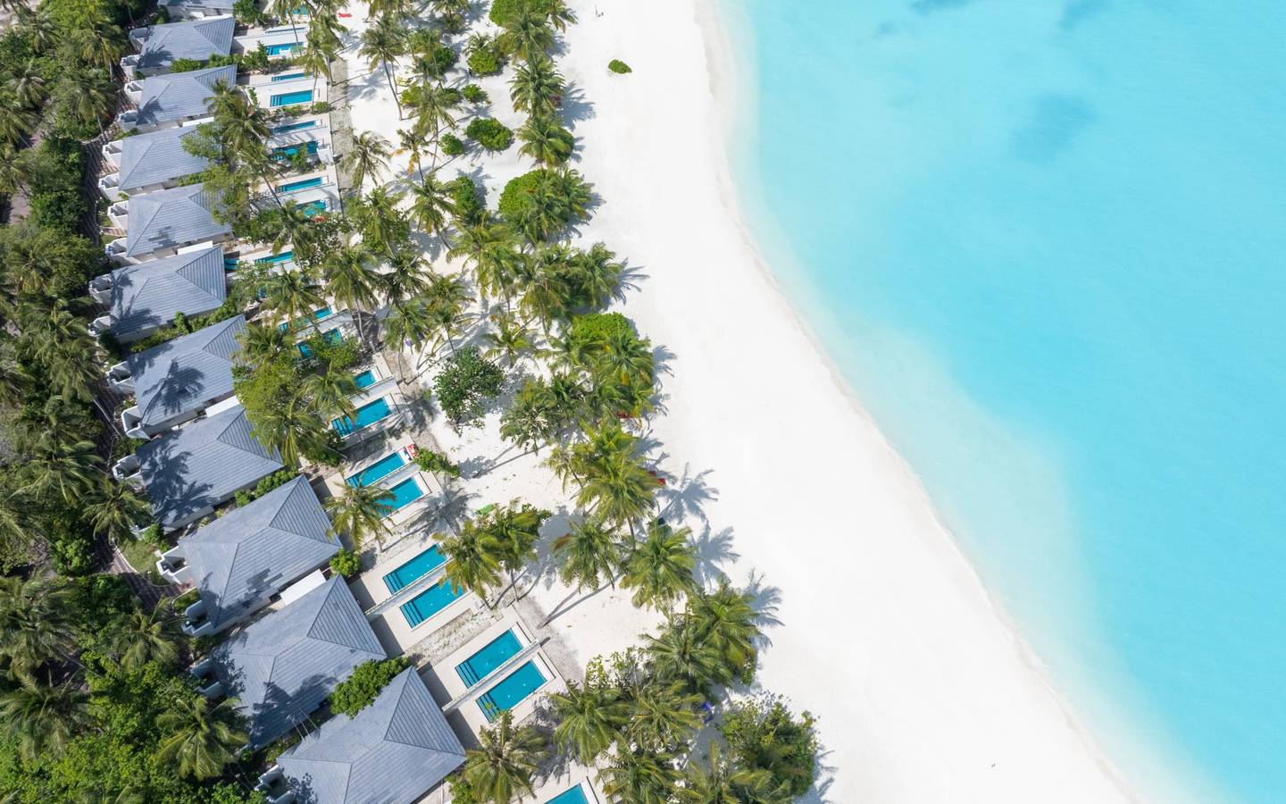 Villa_Park_Sun_Island_Lagoon_Beach_Pool_Villa_1