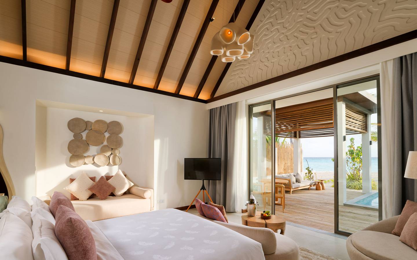 Meyyafushi_Maldives_Beach_Pool_Villa_3