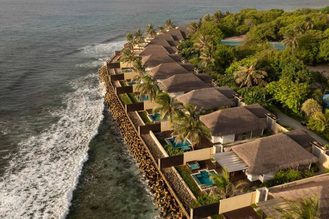 Sheraton-Maldives-Ocean_Villa-1