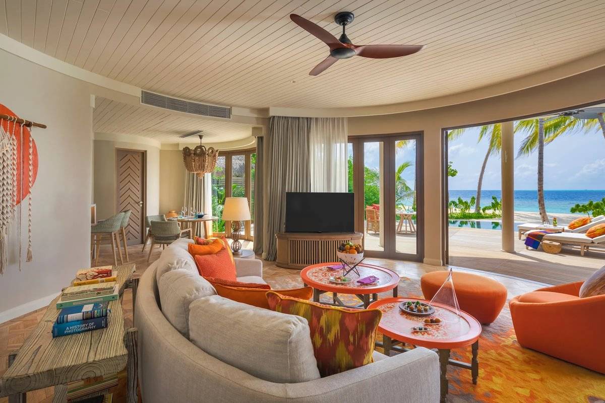 The Nautilus, Malediven, Beach Residence with a Private Infinity Pool, Wohnzimmer