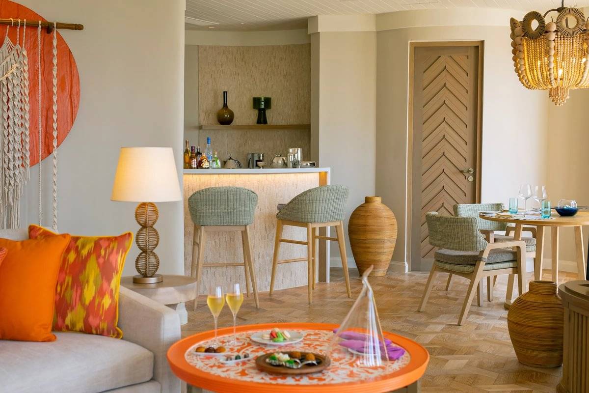 The Nautilus, Malediven, Beach Residence with a Private Infinity Pool,The Nautilus, Malediven, Beach Residence with a Private Infinity Pool, Essbereich und Bar