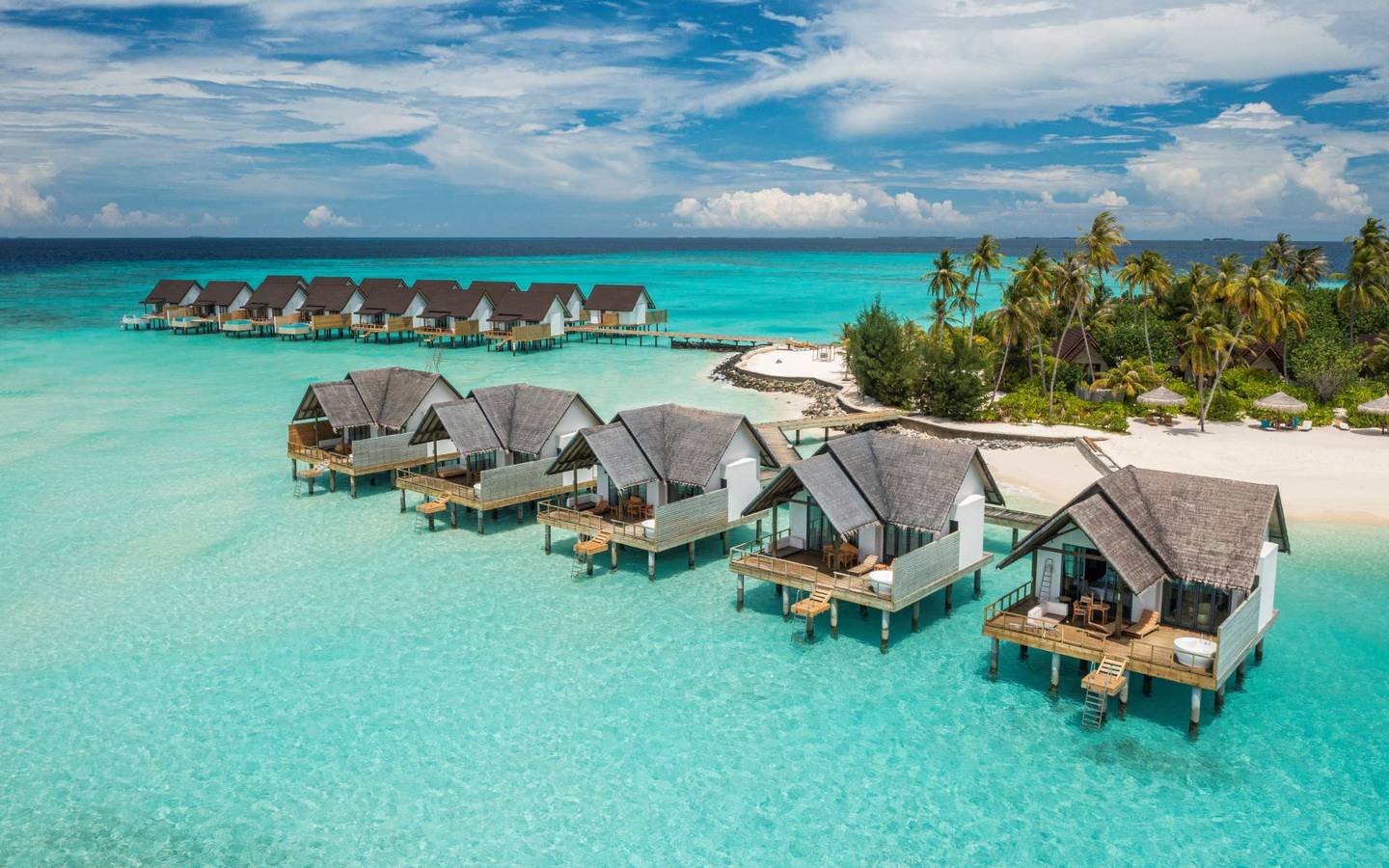 Fushifaru Maldives, Jacuzzi Water Villa, Aussenansicht