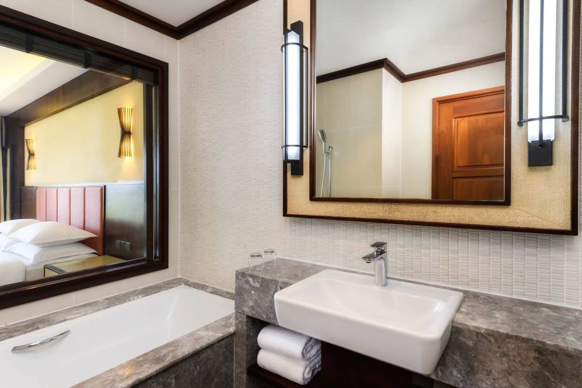 Sheraton_Full_Moon_Deluxe_4