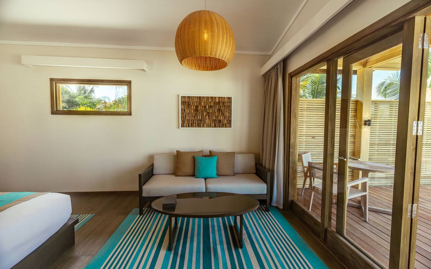 Nala_Sunset_Beach_Pool_Villa_Interieur_sleeping_1