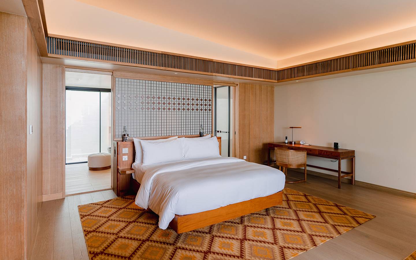 Kuda_Villingili_Sunset_Beach_Villa_with_Private_Pool_4