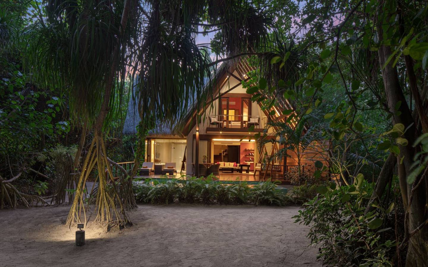 Duplex Honeymoon Suite