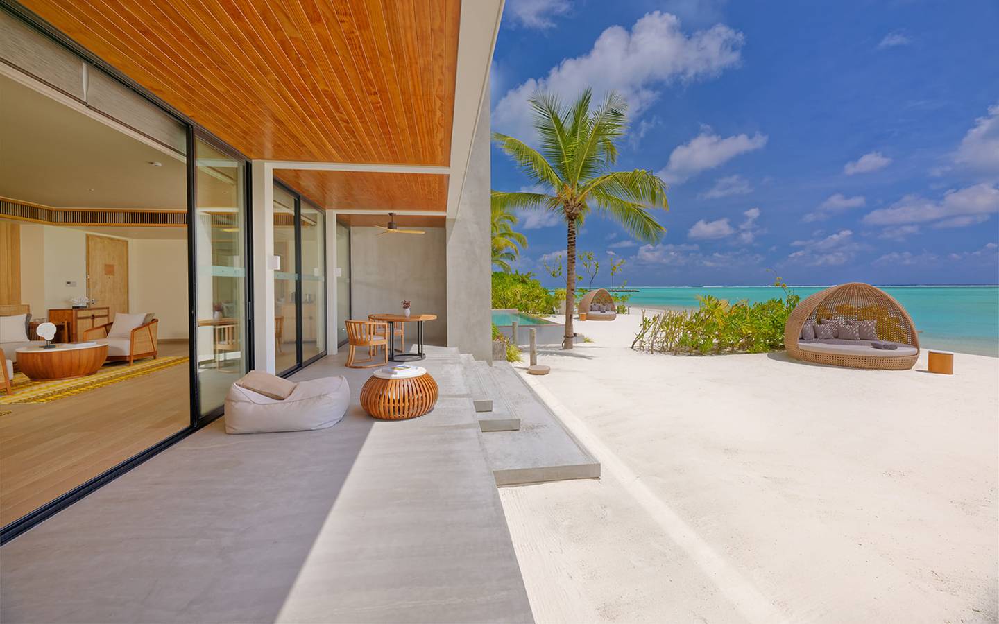 Kuda_Villingili_Maldives_Three_Bedroom_Beach_Retreat_9