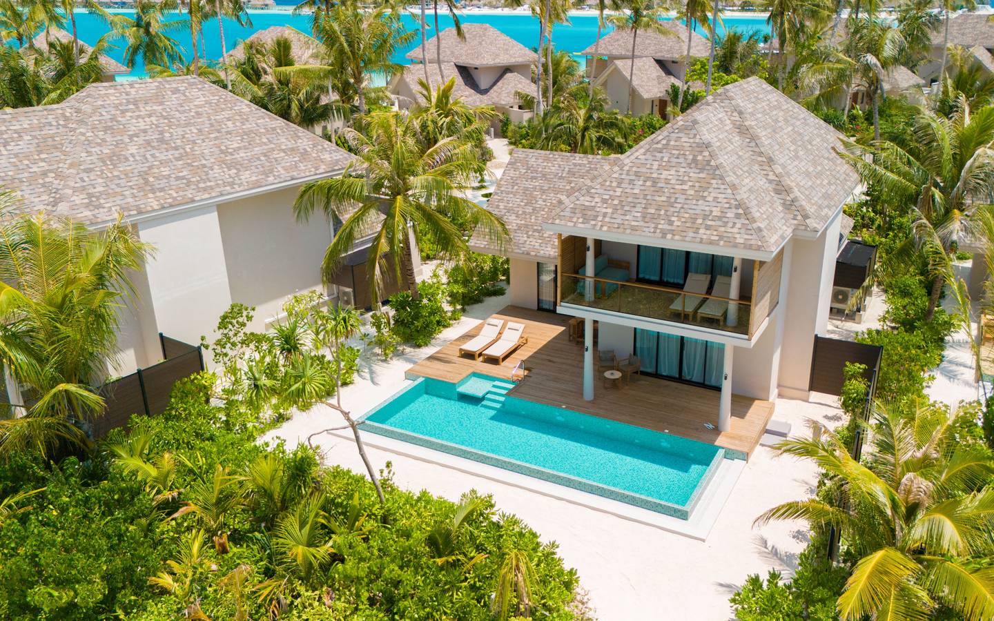 Ananea-Madivaru-Maldives-2-Bedroom-Beach-Pool-Villa-Außenansicht_3