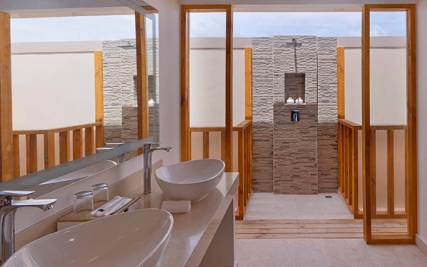 Brennia_Kottefaru_Water_Villa_4