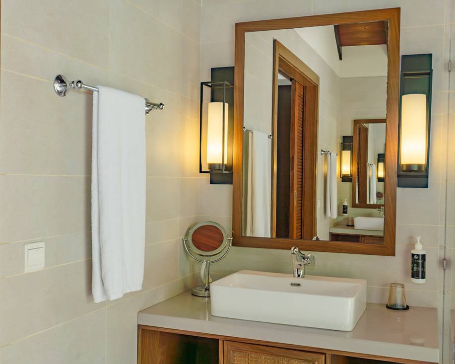 Nooe Maldives - Sunset Beach Villa - Bathroom2